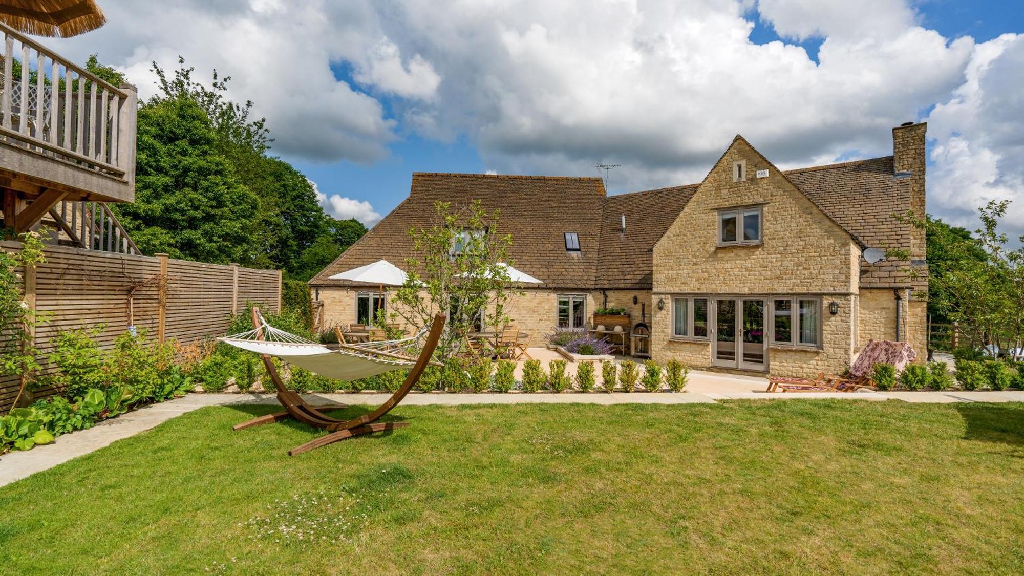 Warren House And Spa Boutique Cotswold Stay Cirencester Exterior photo